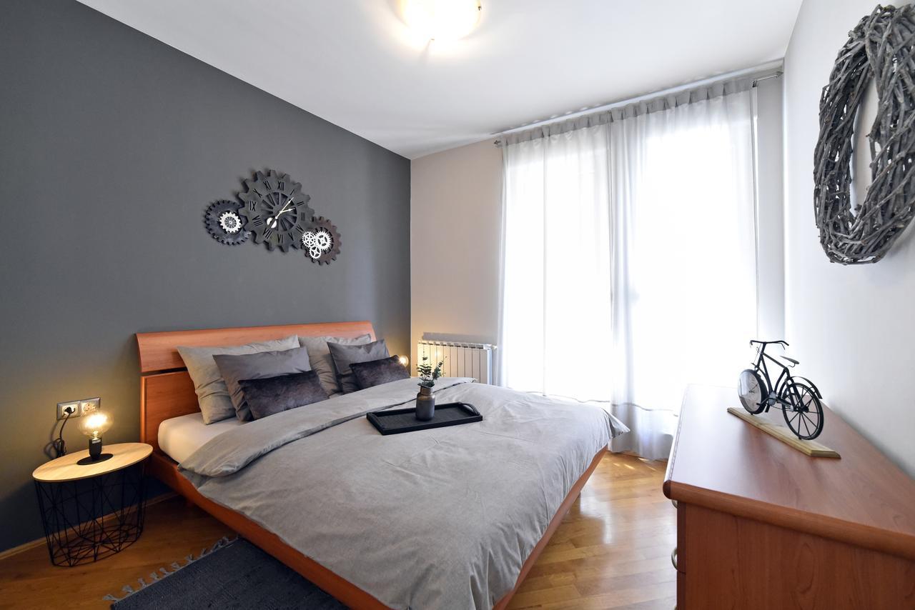 Old Clock Apartment Ζάγκρεμπ Εξωτερικό φωτογραφία